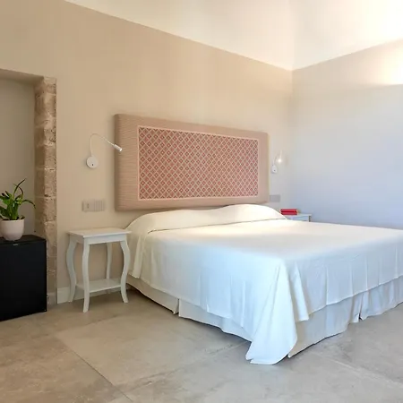 Gasthof Dimora Sella - Casa Monica 3*